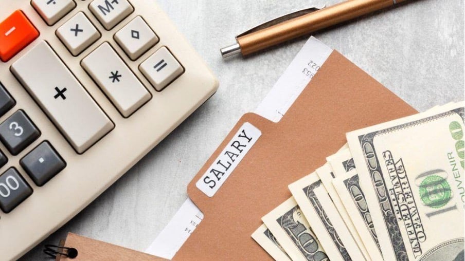 Living in Dubai on an 8,000 AED Salary