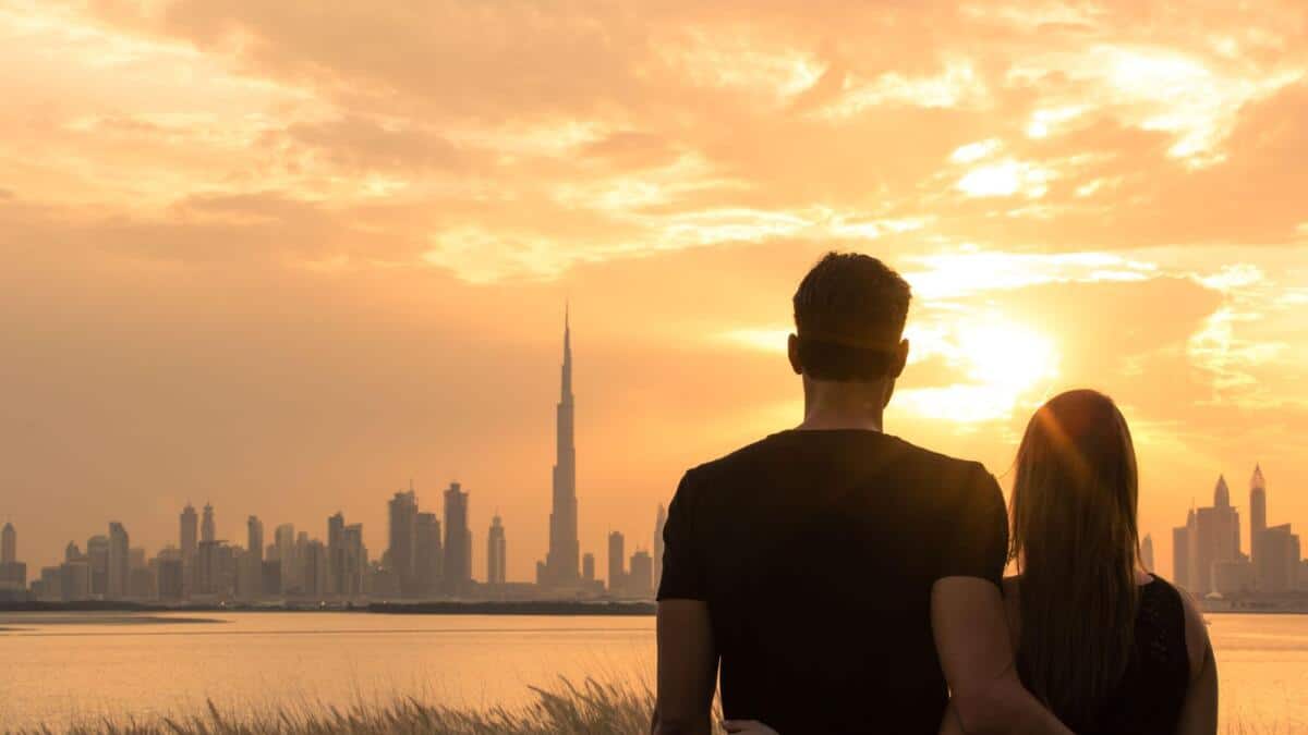 New UAE Laws Allows Unmarried Couples to Live Together