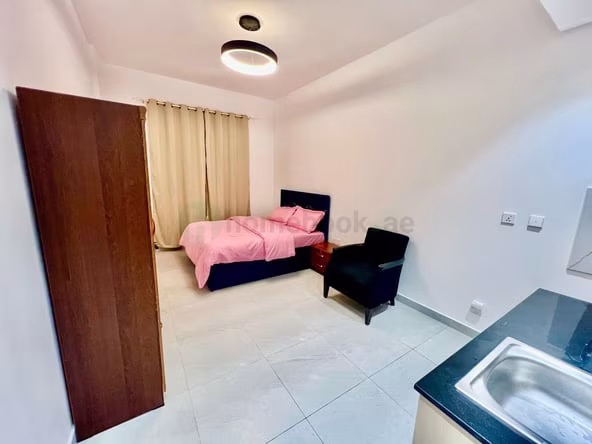 Studio Apartment for Rent in Al Karama