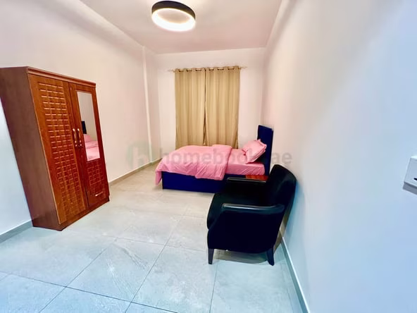 Studio Apartment for Rent in Al Karama