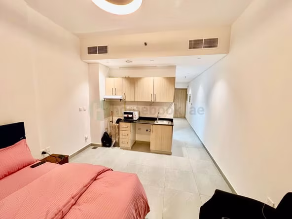 Studio Apartment for Rent in Al Karama