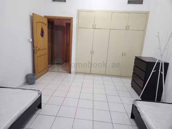 Bed Space for Rent in Bur Dubai