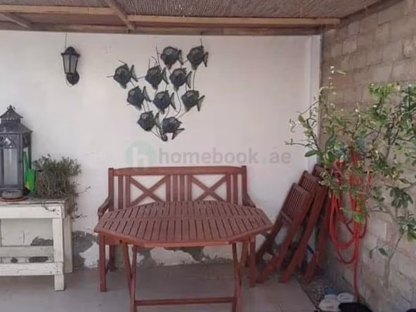 Room for Rent in Al satwa
