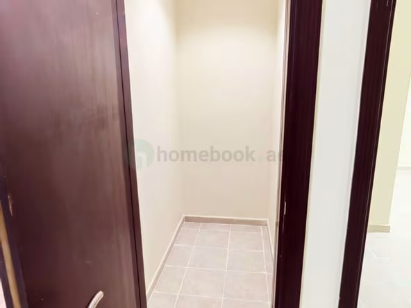 ‌Bedroom Apartment for Rent in Discovery Gardens Dubai