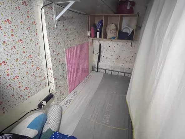 Bed Space for Rent in Al Satwa Dubai