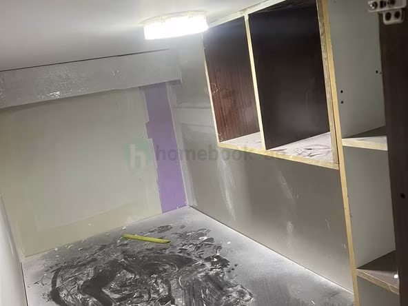 Bed Space for Rent in Al Satwa Dubai