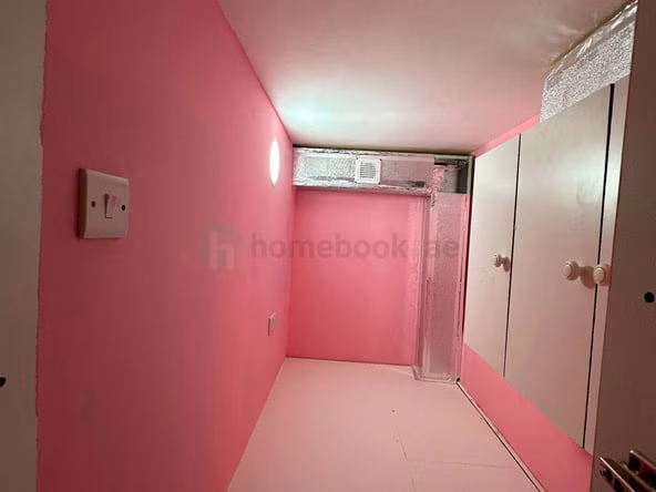 Bed Space for Rent in Al Satwa Dubai