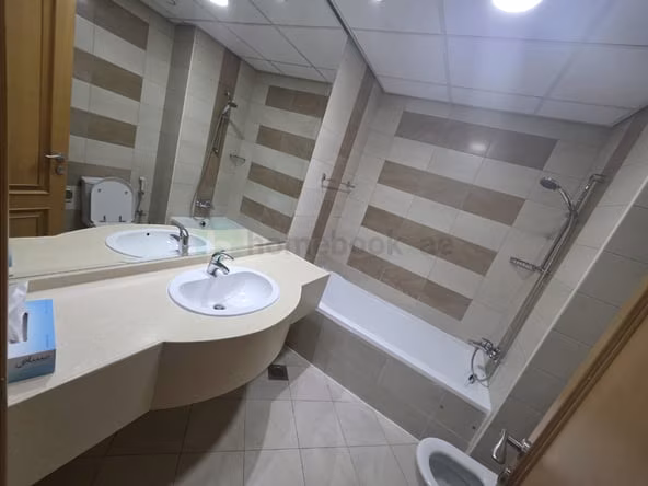 Bed Space for Rent in Sheikh Zayed Road Dubai