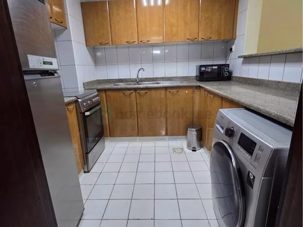 ‌Bedroom Apartment for Rent in International City Dubai