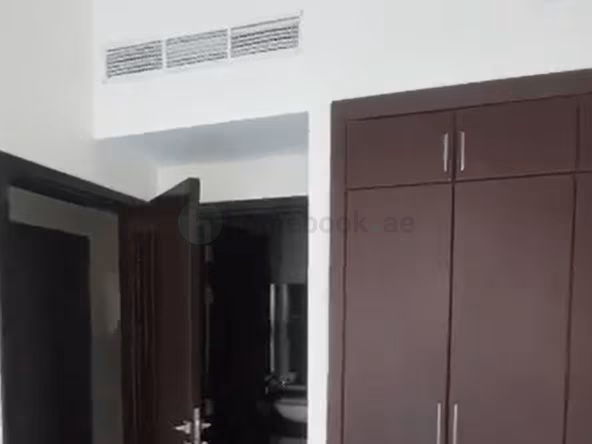 Room for Rent in Al satwa