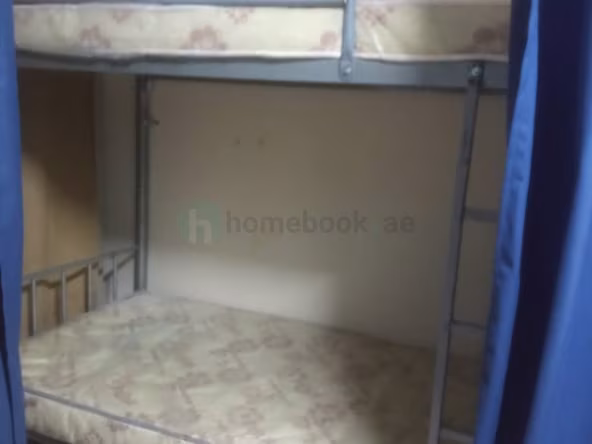 Bed Space for Rent in Al Jafiliya Dubai