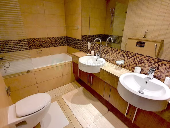 Room for Rent in Downtown Dubai