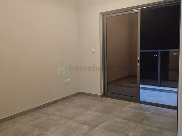 Room for Rent in Al satwa