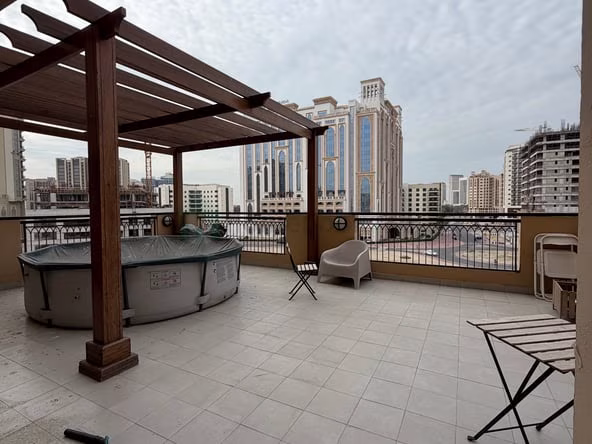 Bedroom Apartment for Rent in Bur Dubai