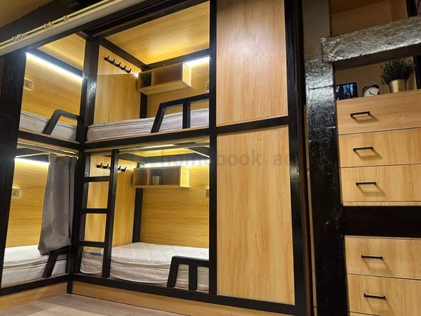 Bed Space for Rent in Al Satwa Dubai