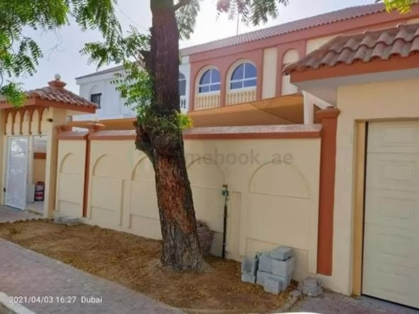 Room for Rent in Al Jafiliya Dubai