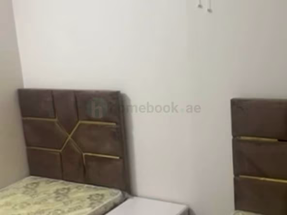 Room for Rent in Al Jafiliya Dubai