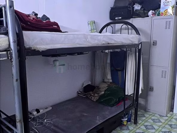 Bed Space for Rent in Al Satwa Dubai