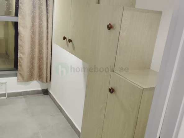 Bed Space & Partition in Business Bay