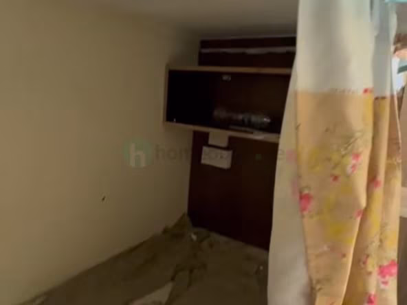 Bed Space for Rent in Al Satwa Dubai