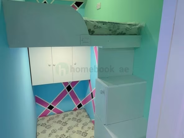 Bed Space & Partition in Al Karama