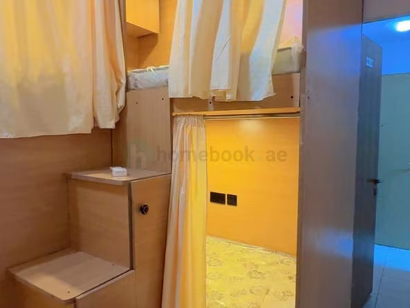 Bed Space & Partition in Al Karama