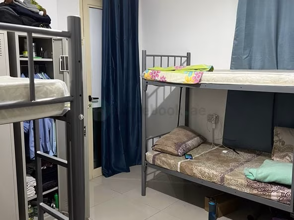 Bed Space & Partition in Al Qusais