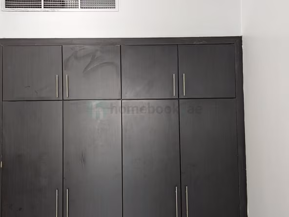Bed Space & Partition in Dubai Marina