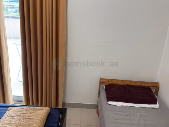 Bed Space & Partition in Dubai Marina