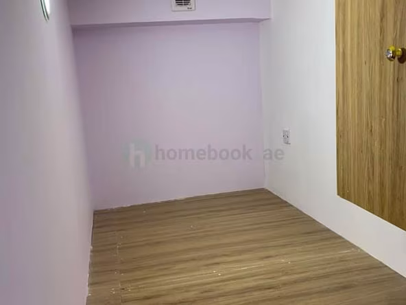 Bed Space & Partition in Al Satwa