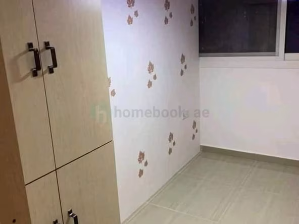 Bed Space & Partition in Al Satwa