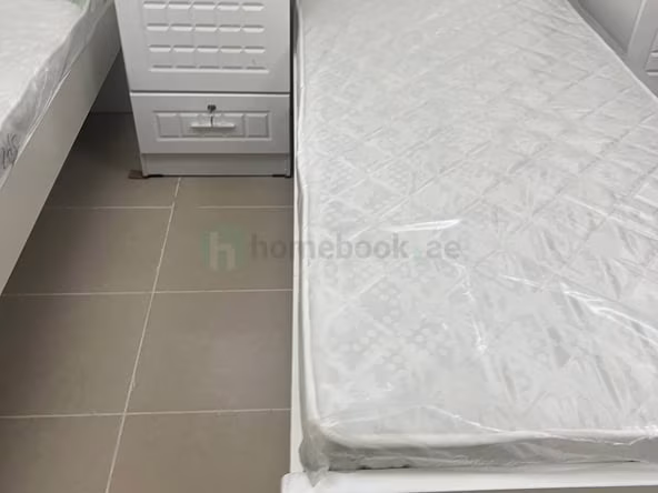 Bed Space & Partition in Al Karama