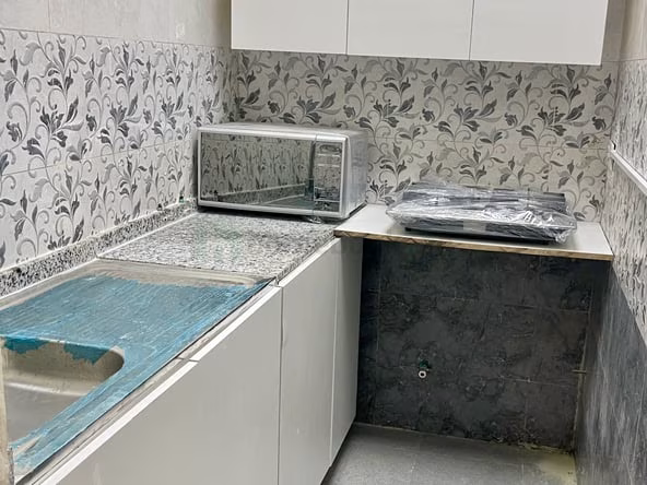 Bed Space & Partition in Dubai