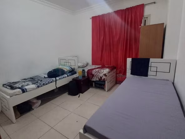 Bed Space & Partition in Al Karama