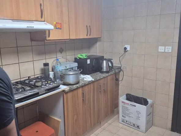 Bed Space & Partition in Dubai Investment Park (DIP)