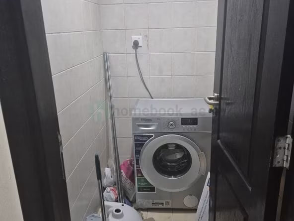 Bed Space & Partition in Dubai Investment Park (DIP)