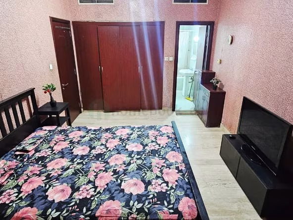 Room for Rent in International City