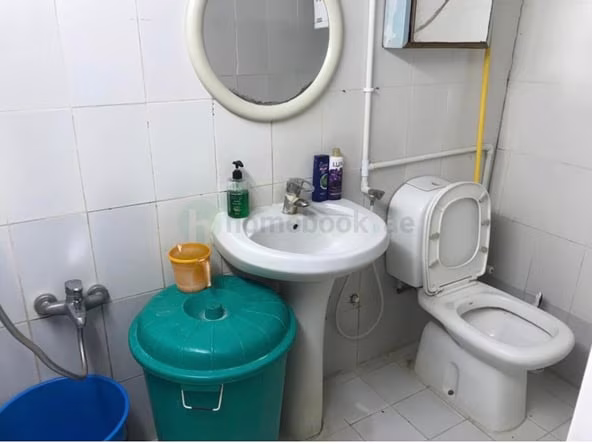 Bed Space & Partition in Al Rashidiya
