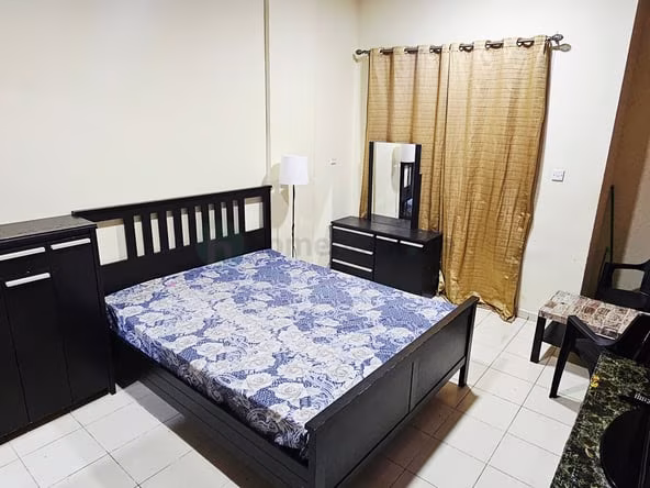 Room for Rent in International City