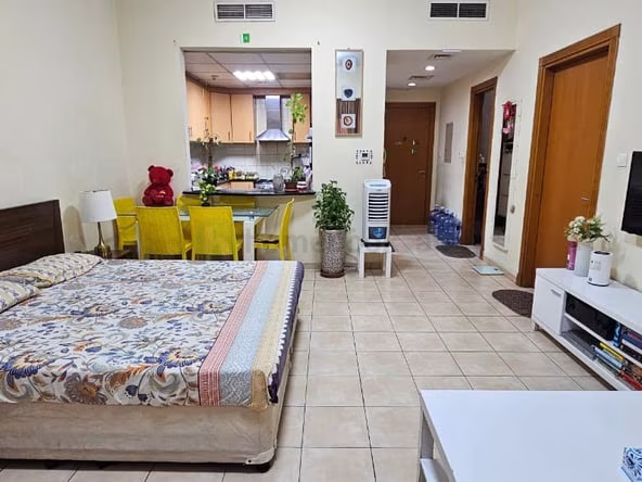Studio Apartment for Rent in International City Dubai