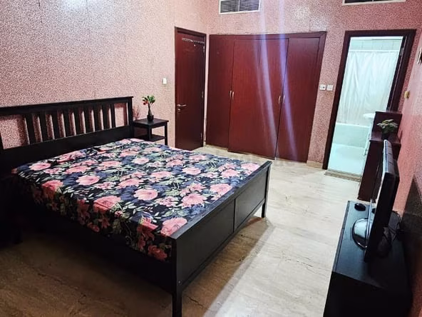 Room for Rent in International City