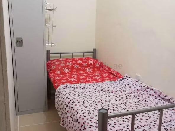 Bed Space & Partition in Sharjah