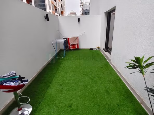 Bed Space & Partition in Downtown Dubai