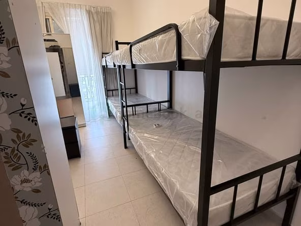 Bed Space & Partition in Al Barsha