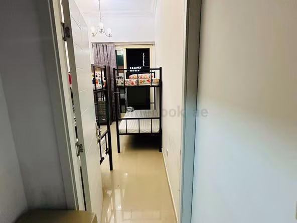 Bed Space & Partition in Dubai Marina