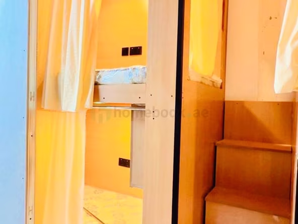 Bed Space & Partition in Dubai