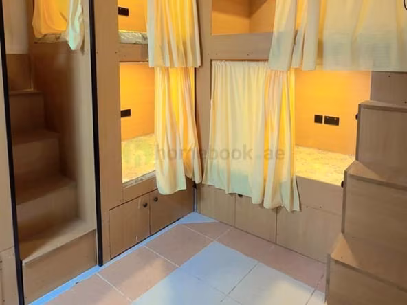 Bed Space & Partition in Dubai