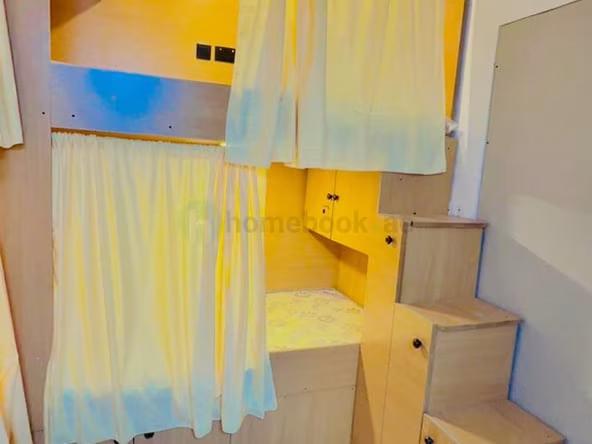 Bed Space & Partition in Dubai