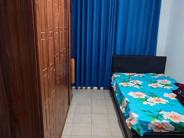 Room for Rent in International City