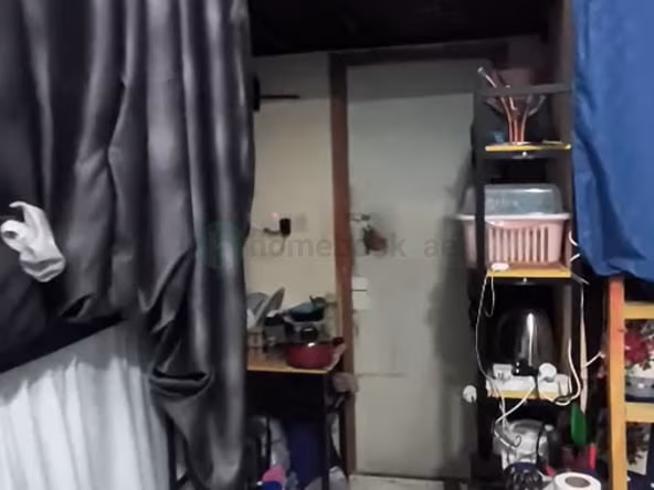 Bed Space & Partition in Al Satwa